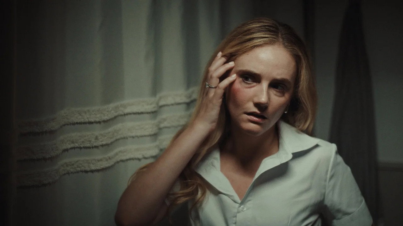 Stairs Movie Screenshot 4